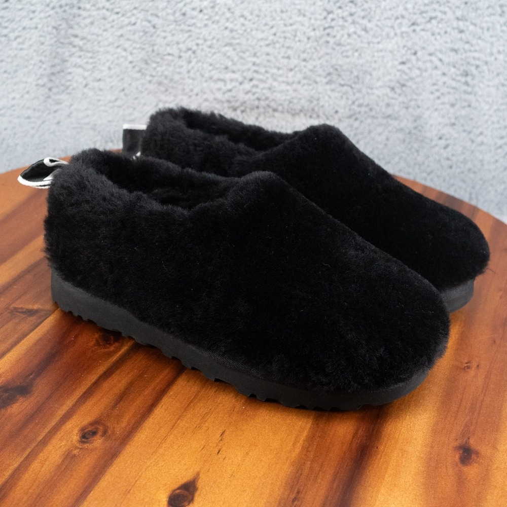 UGG Women's Classic Cozy Bootie 1131950 Black Size 6